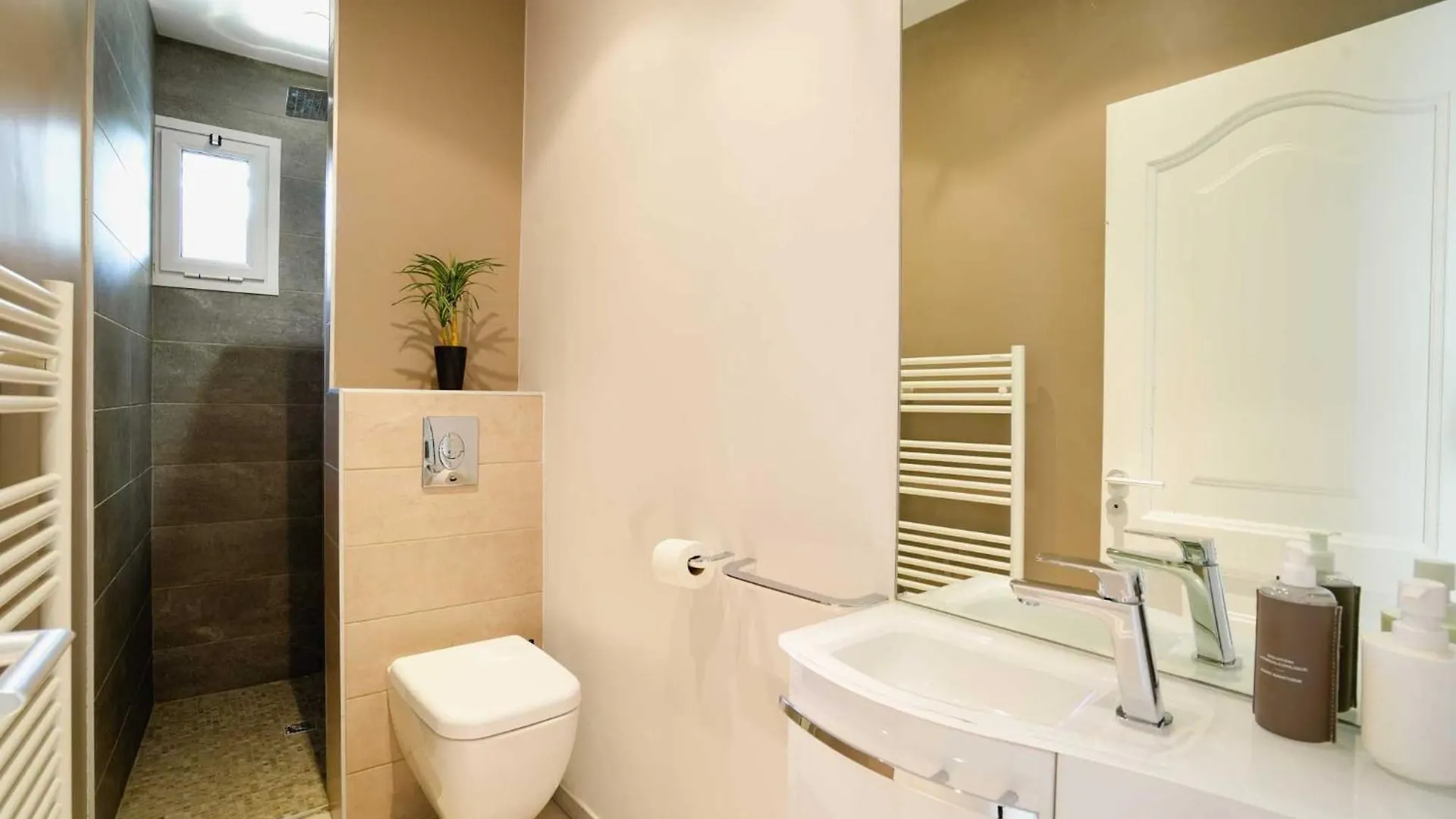 Villa Paradiso Luxe Cannes Francie